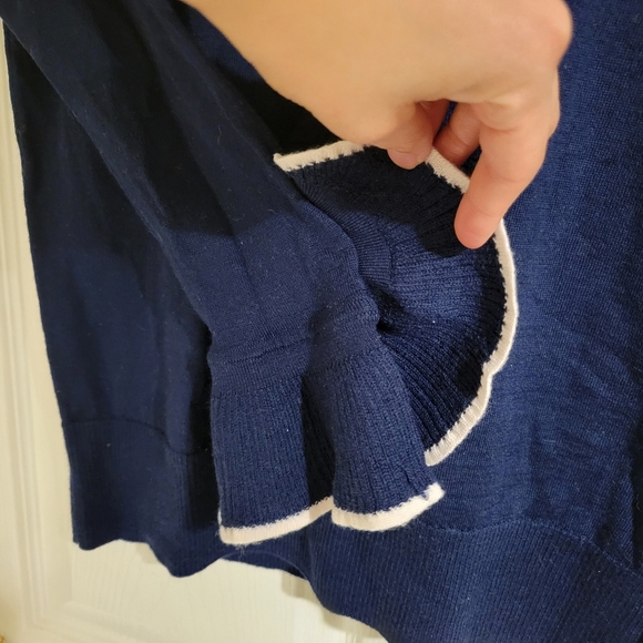 J.Crew Merino wool crewneck w/ ruffle sleeve-H7721 - Picture 7 of 7